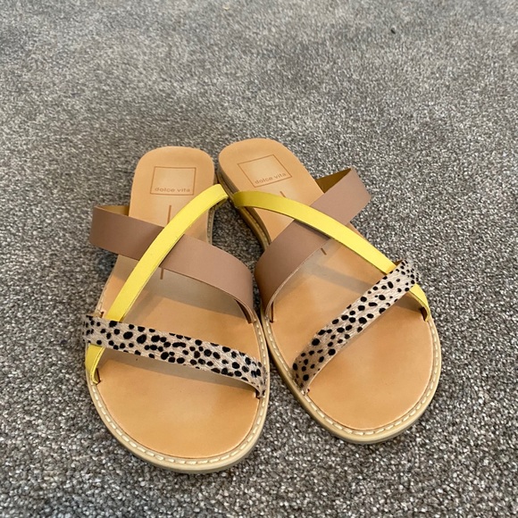 Sandals - Picture 3 of 3